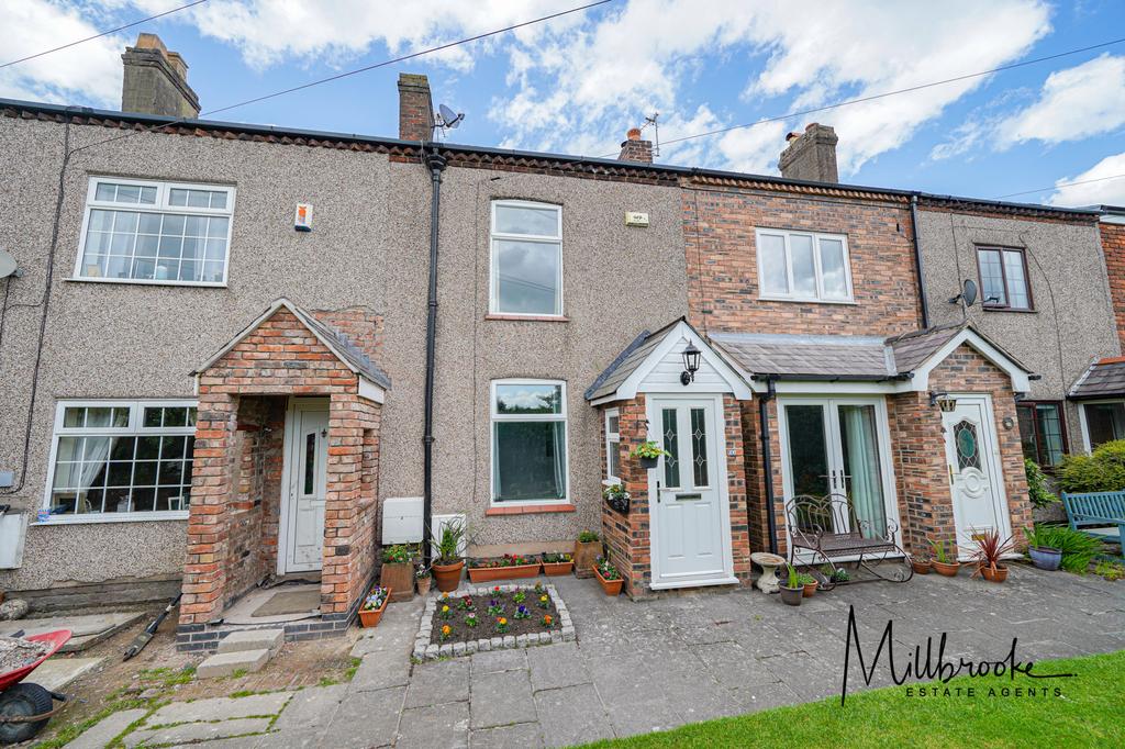 Lower Green Lane, Astley, Manchester, M29 2 bed terraced house £875 pcm (£202 pw)