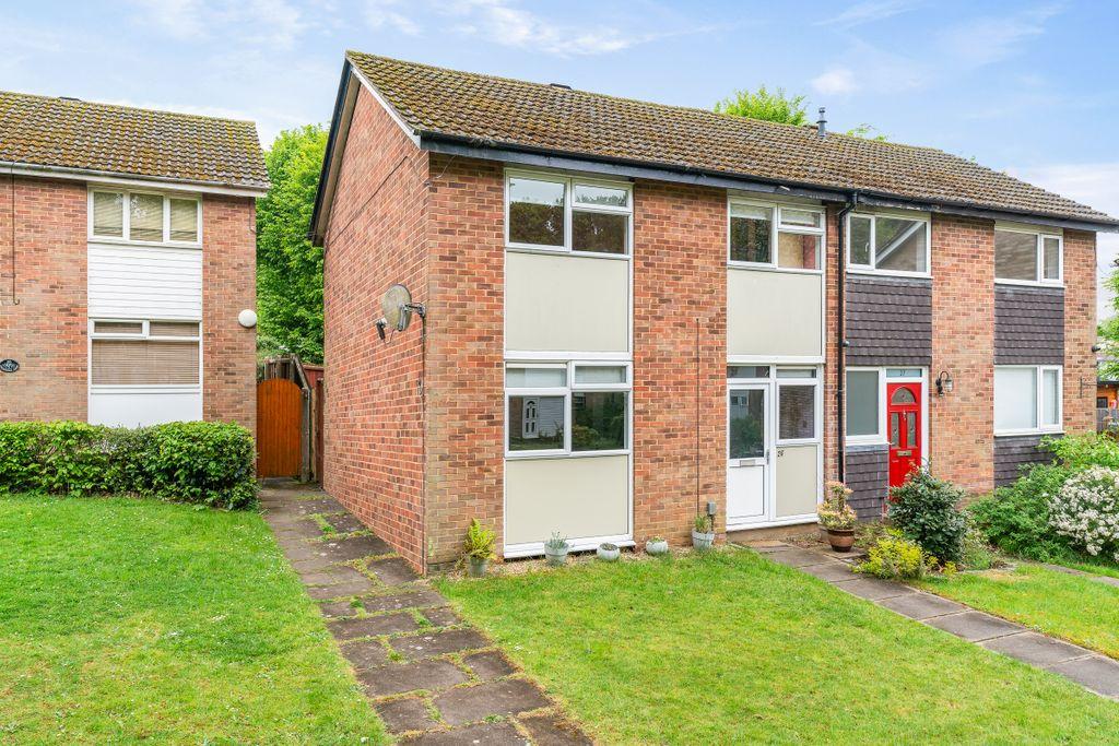 Melbourne Close, St Albans AL3 6LU 2 bed semi-detached house - £425,000