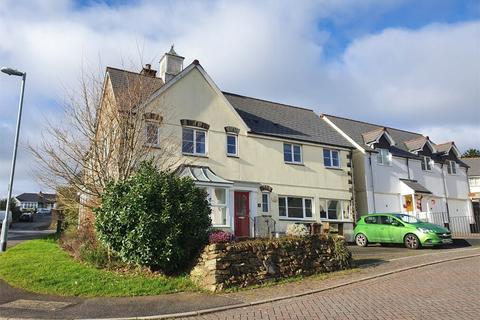 4 bedroom detached house for sale - Trevorder Drive, St Austell, Cornwall