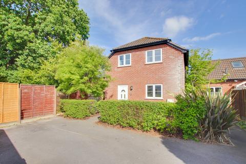 3 bedroom detached house for sale - The Grove, Sholing