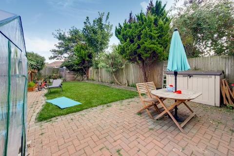 1 Chelford Road, Bromley, BR1 5QT