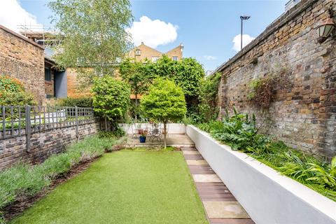 2 bedroom maisonette to rent, Rheidol Terrace, London