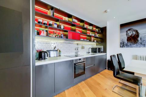 3 bedroom apartment for sale - Grantham House, London