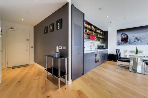 3 bedroom apartment for sale - Grantham House, London