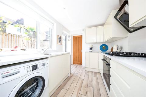 3 bedroom terraced house for sale - Homesdale Road, Bromley, Kent, BR1