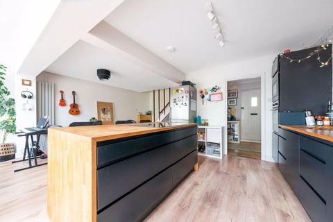 49 Camden Road, Bexley, DA5 3NZ