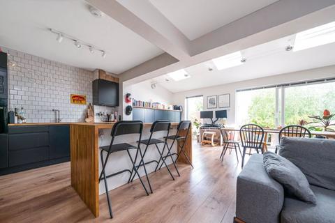 49 Camden Road, Bexley, DA5 3NZ