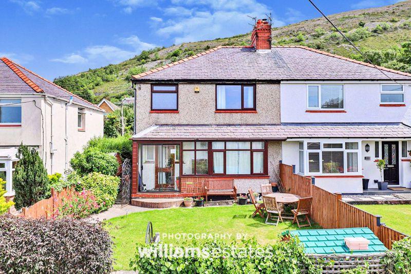 Cwm Road, Dyserth 3 bed semidetached house for sale £179,000