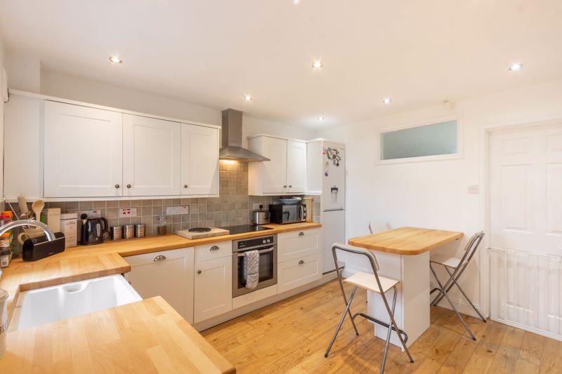 Thornbury Close, Tudor Grange... 3 bed semidetached house £215,000