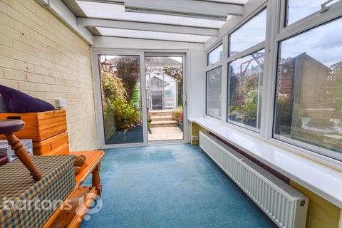 2 Aldred Close, Wickersley, Rotherham, S66 2HY