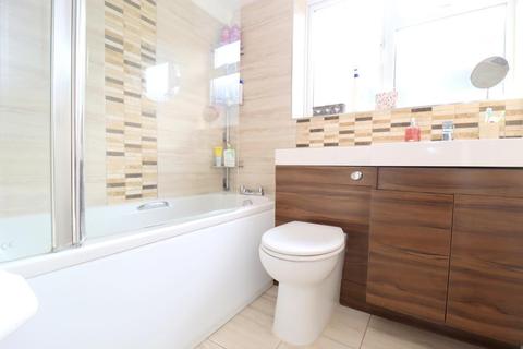 22 Hillview Crescent, Luton, LU2 7AA