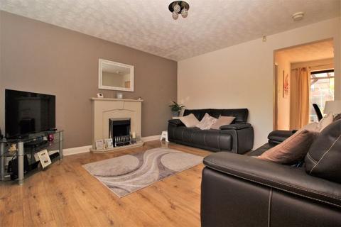 3 bedroom terraced house for sale - Wetherby Road, Turnberry Estate, Bloxwich, WS3 3XX