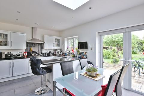 290 Mutton Lane, Potters Bar, EN6 2AU