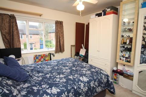 3 bedroom semi-detached house for sale - Fernwood Crescent, Nottingham, NG8
