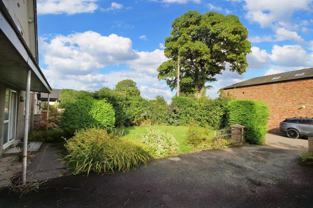 Goose Lane, Hatton, Warrington, WA4 4 bed detached house £575,000