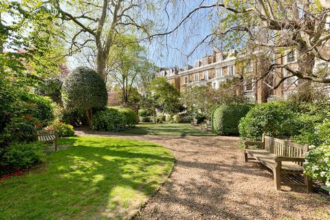 4 bedroom flat for sale - Gledhow Gardens, South Kensington,, London, SW5