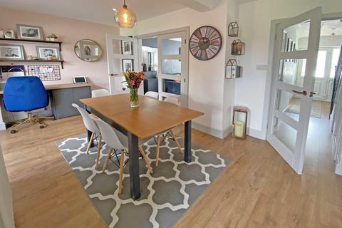 34 Crockwells Road, Exminster, Exeter, EX6 8DQ
