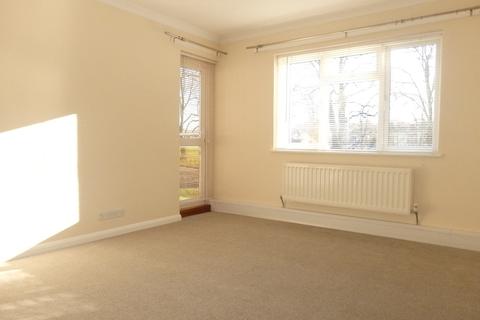 2 bedroom flat to rent - Stroud Green, Newbury RG14