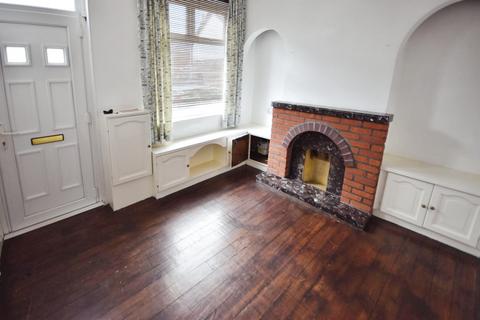 2 bedroom terraced house to rent, Chorlton Road, Birches Head