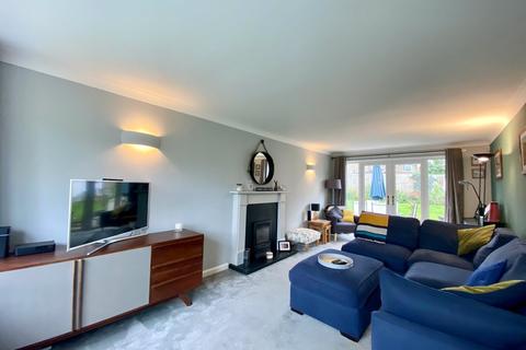 5 Leven Gardens, Wetherby, LS22 7YH