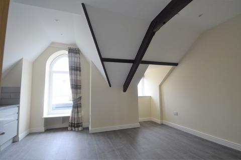 2 bedroom apartment to rent - 2nd Floor Apt Graig House, 53 Eastgate, Cowbridge, CF71 7EL