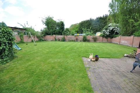 4a Quay Road, Thorne, Doncaster, DN8 4JG
