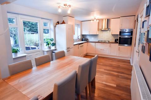 4 bedroom detached house for sale, Stuart Way, Market Drayton