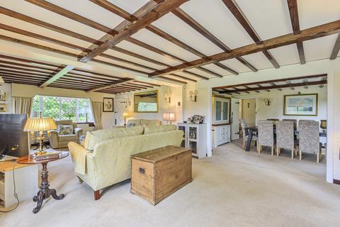 Pied Pipers Alcocks Lane, Kingswood, Tadworth, KT20 6BB