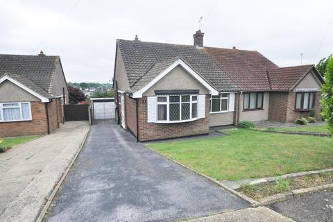 2 bedroom semi-detached bungalow for sale - Plowmans, Rayleigh