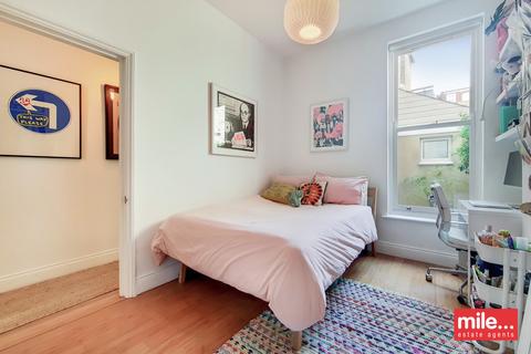 7b Ravensworth Road, London, NW10 5NP