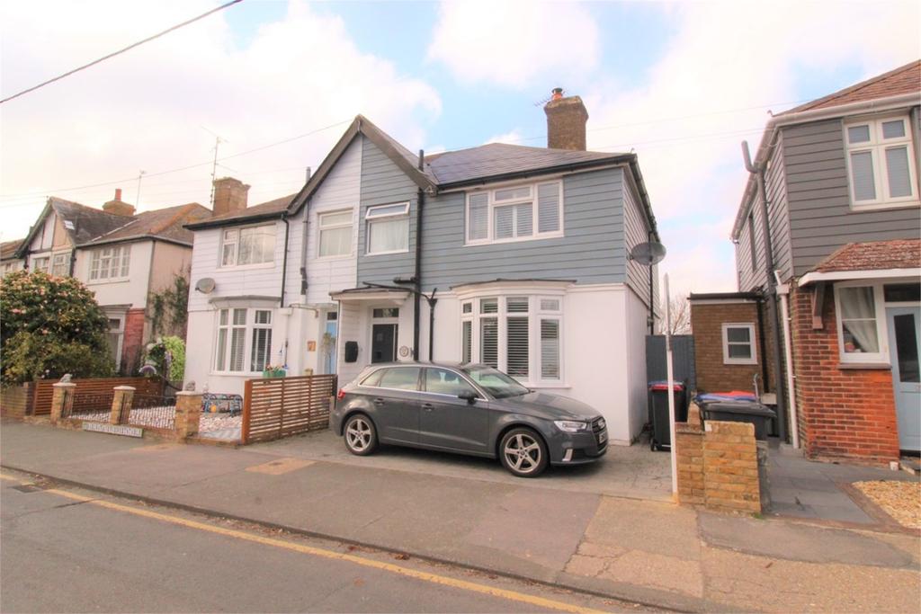 Railway Avenue, WHITSTABLE, CT5 3 bed semidetached house £475,000