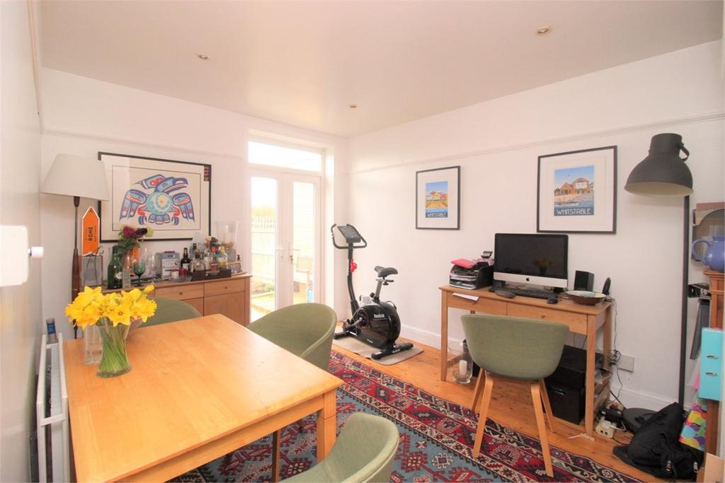 Railway Avenue, WHITSTABLE, CT5 3 bed semidetached house £475,000