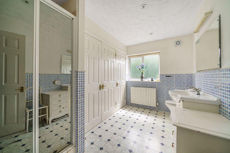 Bathroom2