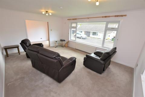 16 St. Margarets Crescent, Auchterarder, PH3 1LT