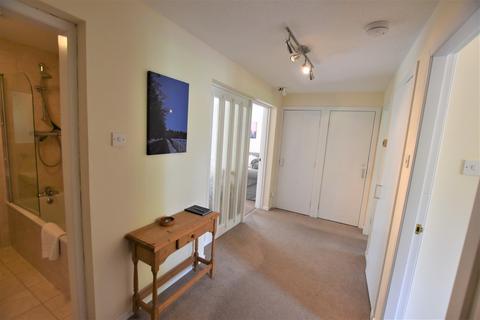 13 Guthrie Court, Auchterarder, PH3 1SD