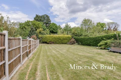 32 Borrow Road, Lowestoft, NR32 3PN