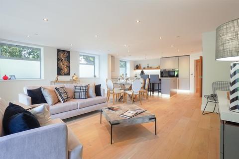 3 bedroom apartment for sale - Naunton Lodge, Banbury Road, Stratford-upon-Avon
