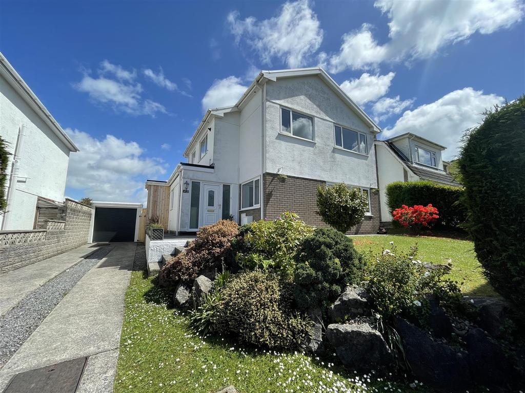 Waun Y Felin, Penclawdd, Swansea 4 bed detached house £380,000