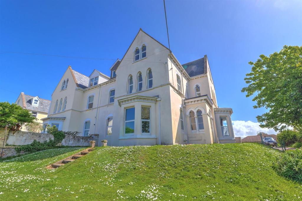 125 Bay View Road, Northam, Bideford 1 bed flat for sale £150,000