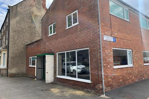 Retail property (high street) to rent, High Street, Northallerton