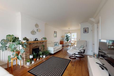 5 Darrell Close, Herne Bay, CT6 7QQ