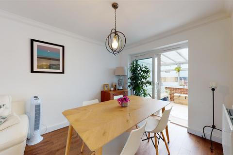 5 Darrell Close, Herne Bay, CT6 7QQ