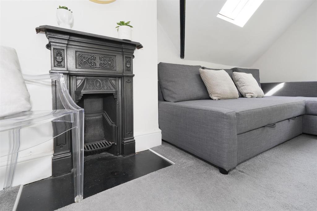 149 Rugby Road Leamington Spa (34).jpg