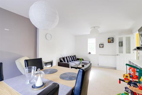 2 bedroom coach house for sale - Ferngill Close, The Meadows, Nottingham, Nottinghamshire, NG2 1LB