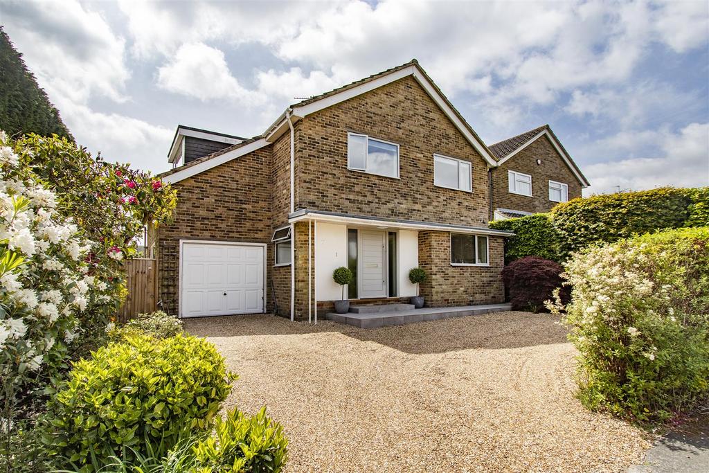 Trenches Road, Crowborough 3 bed detached house £515,000