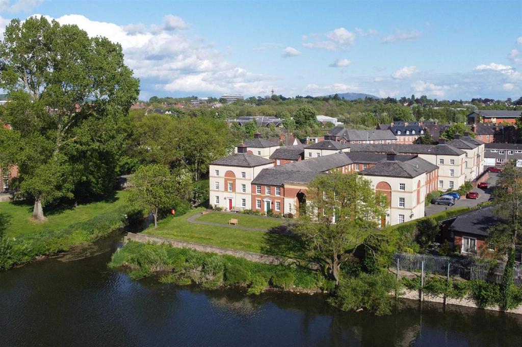 Thomas Court, Carline Fields, Shrewsbury 4 bed apartment for sale £