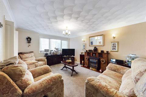 49 Dart Close, Rochester, ME2 2HE