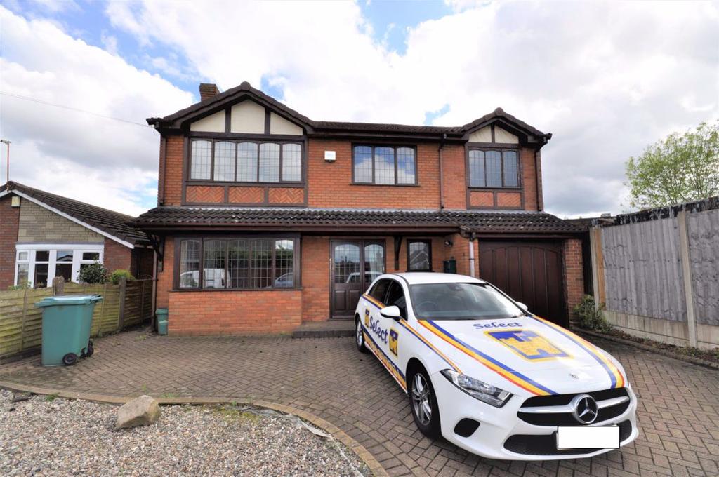Ward Street, Coseley, Bilston 5 bed detached house £1,300 pcm (£300 pw)