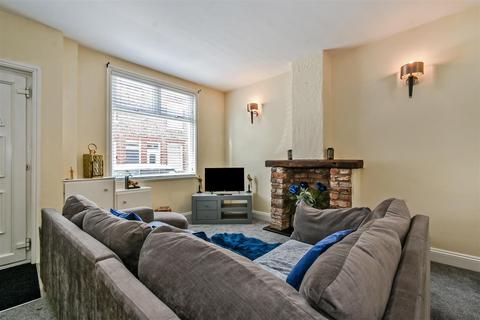 2 bedroom house to rent - Montague Street, York