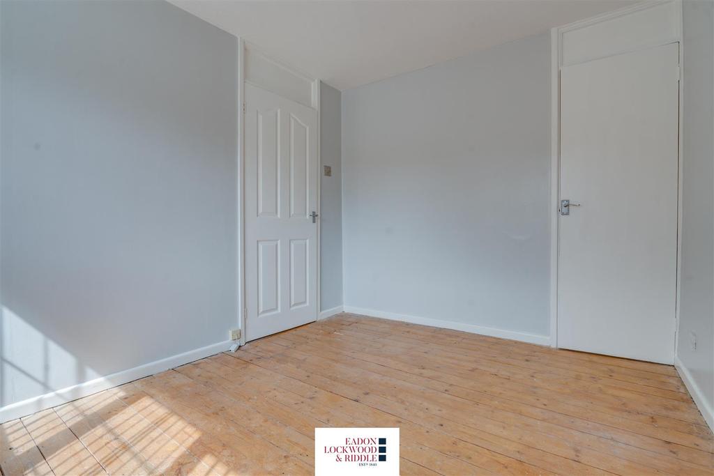 Bedroom 2-2.jpg